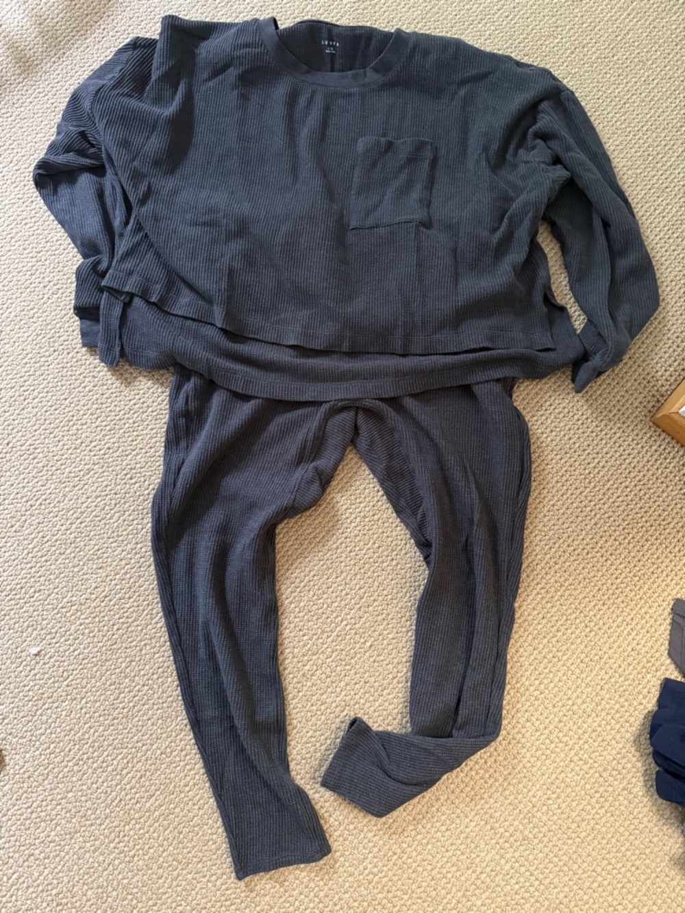 lunya charcoal wafflesoft lounge top and leggings EUC